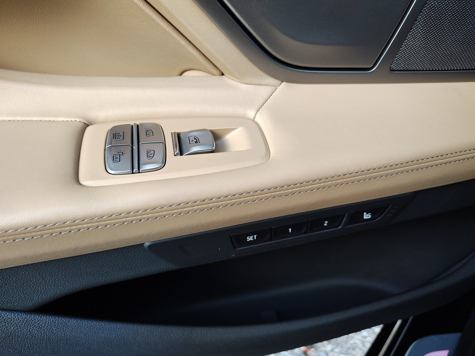 2022 BMW 7 Series 750i xDrive | Lux rear seating, Entertainment, $118k MSRP