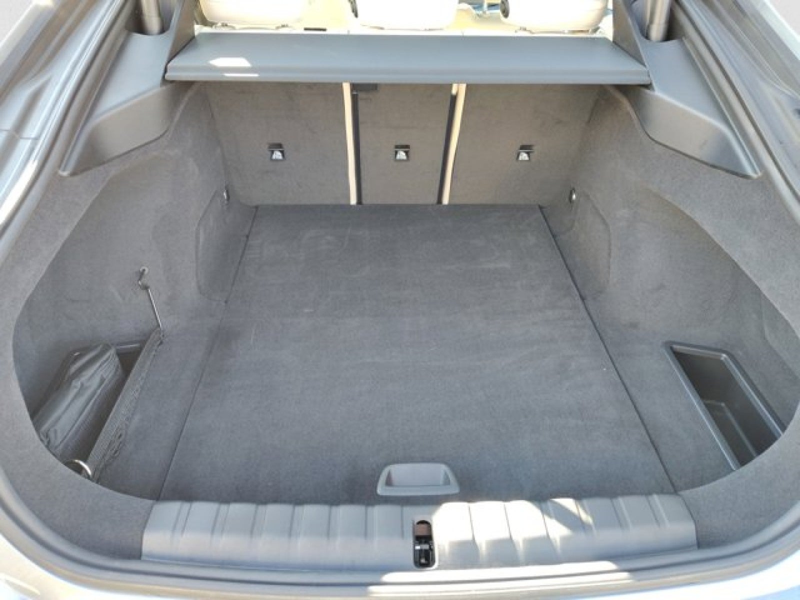 2023 BMW i4 eDrive35 | drive assist pro, park assist, 19 Wheels