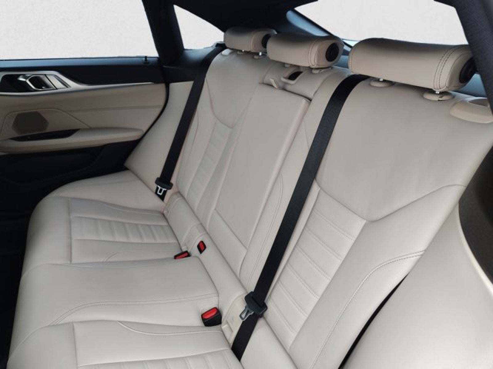 2023 BMW i4 eDrive40 | M Sport, Premium, Mineral White