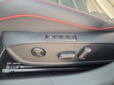 2024 Volkswagen Golf GTI SE | Leather Package