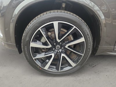 2023 Volvo XC90 B6 AWD Plus