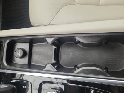 2023 Volvo XC90 B6 AWD Plus