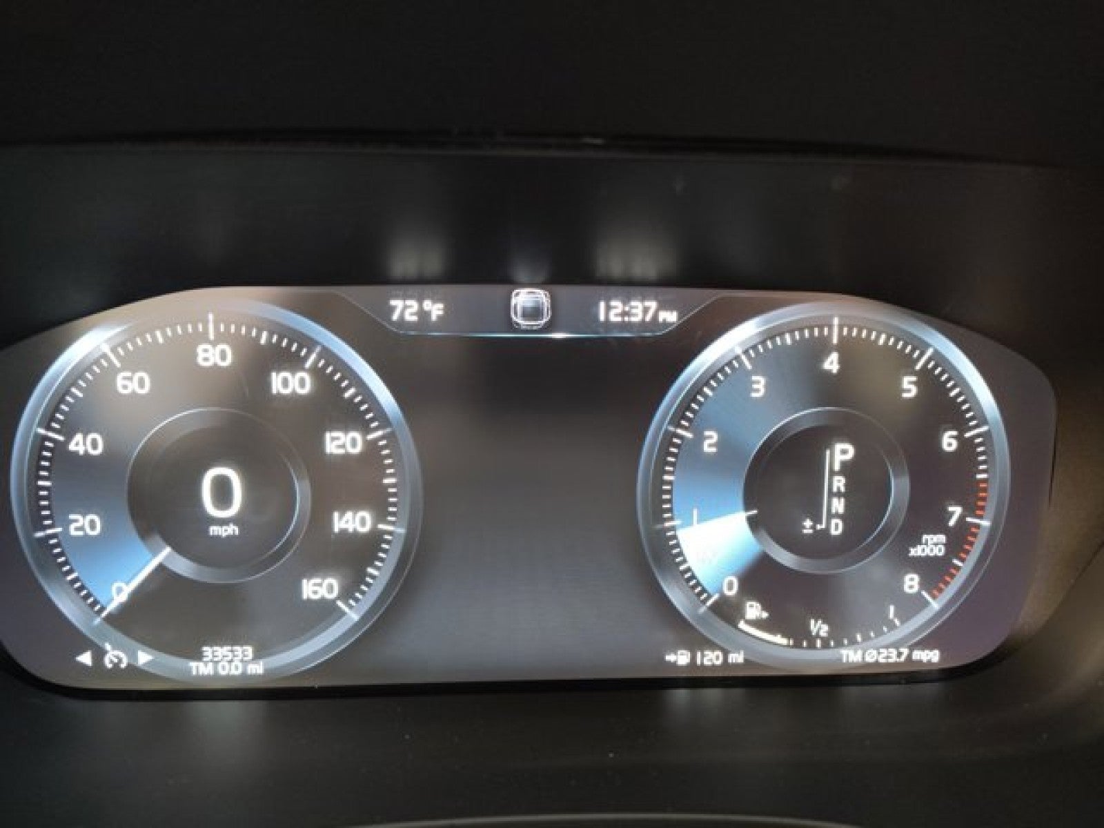 2020 Volvo XC60 Momentum T5 AWD