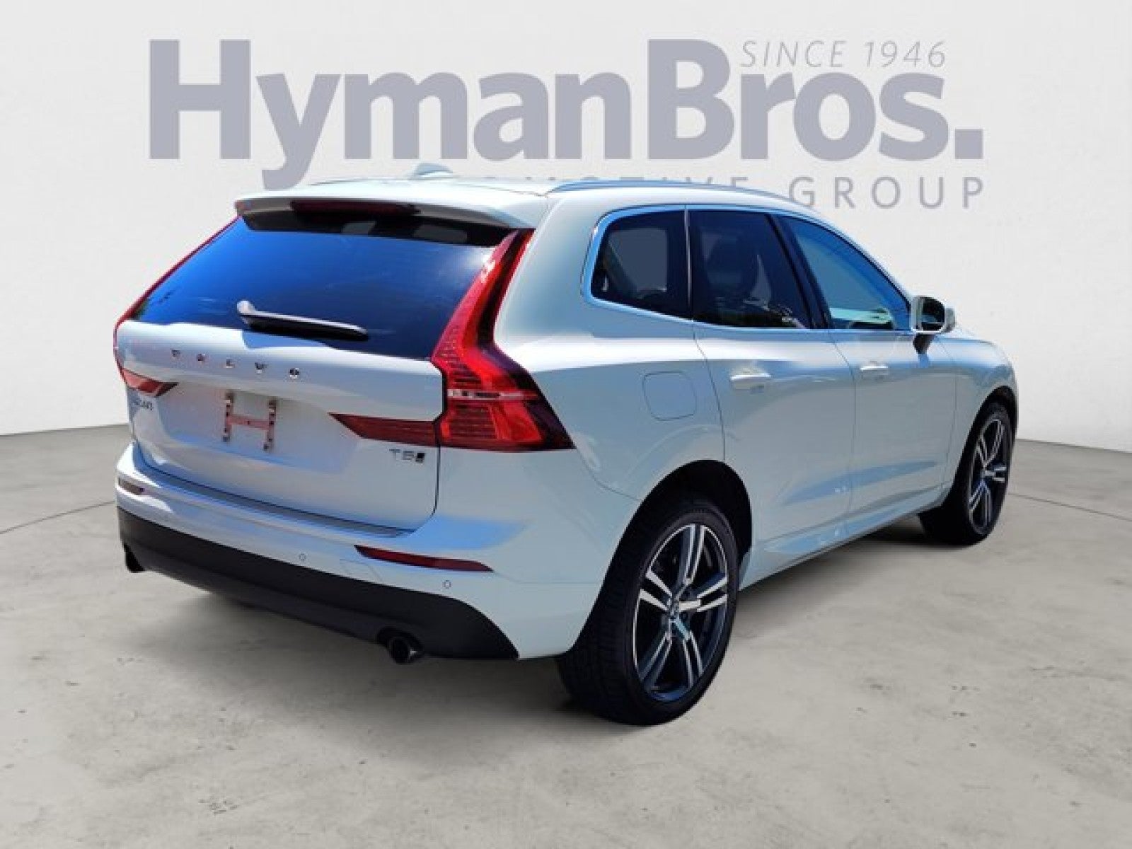 2020 Volvo XC60 Momentum T5 AWD