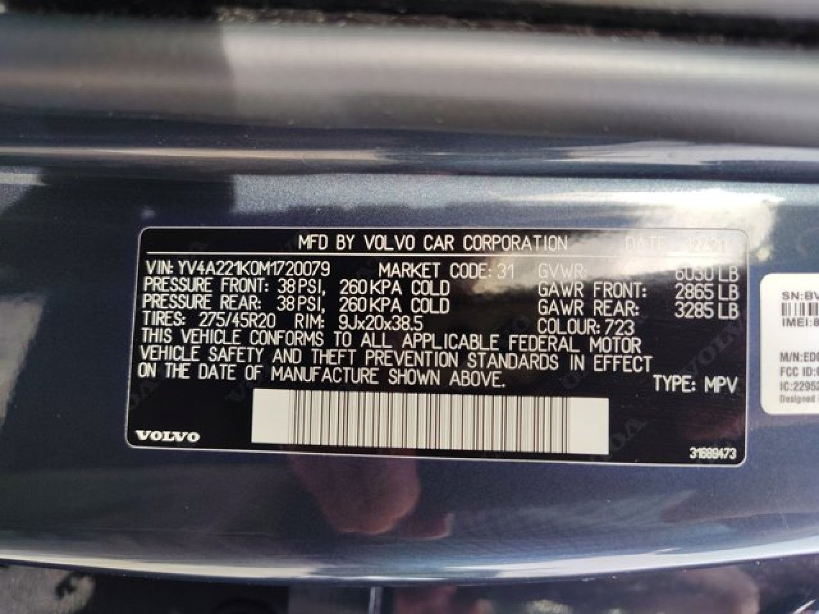 2021 Volvo XC90 T6 Momentum AWD | Bucket seats, Advanced