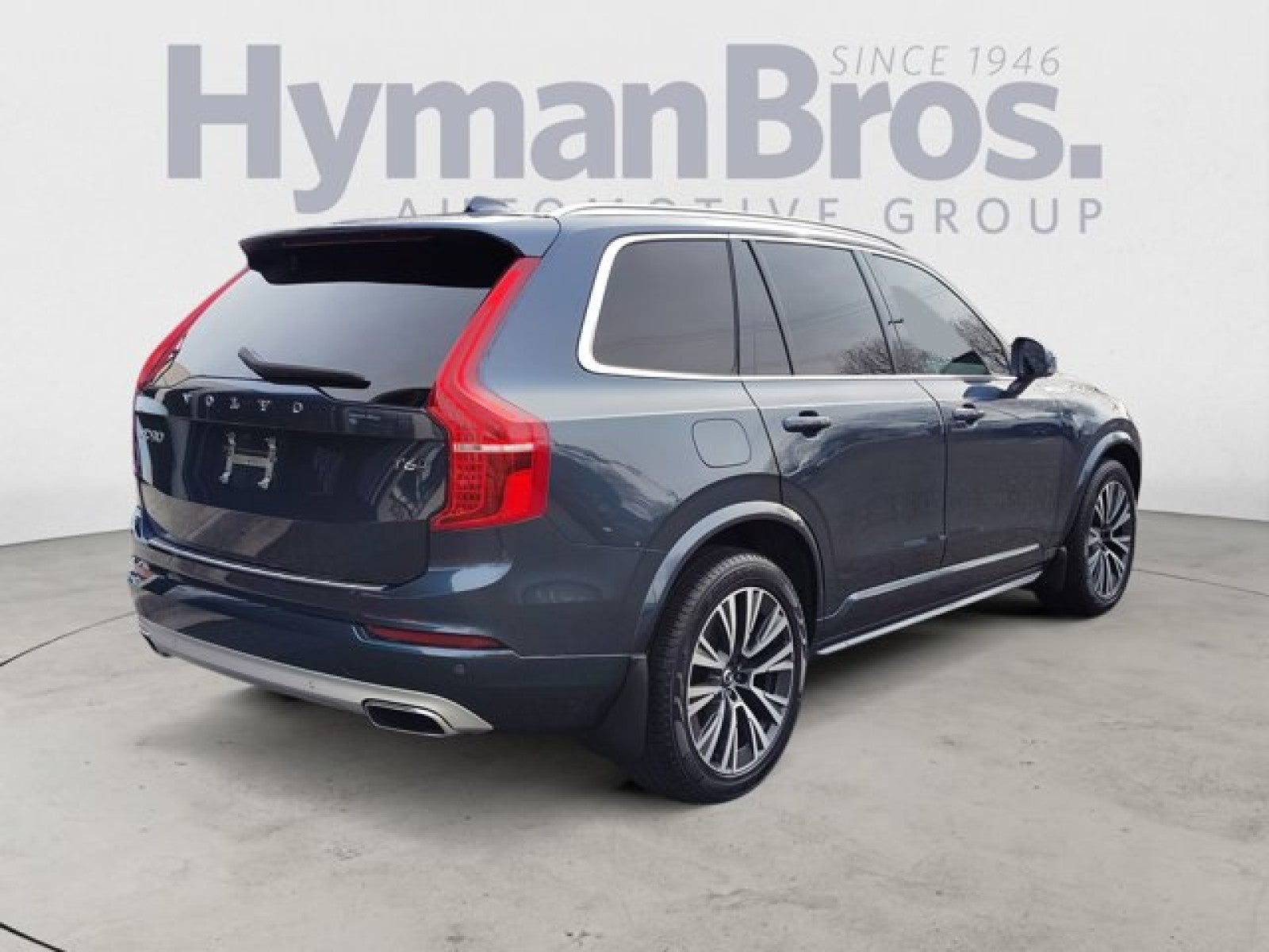 2021 Volvo XC90 T6 Momentum AWD | Bucket seats, Advanced