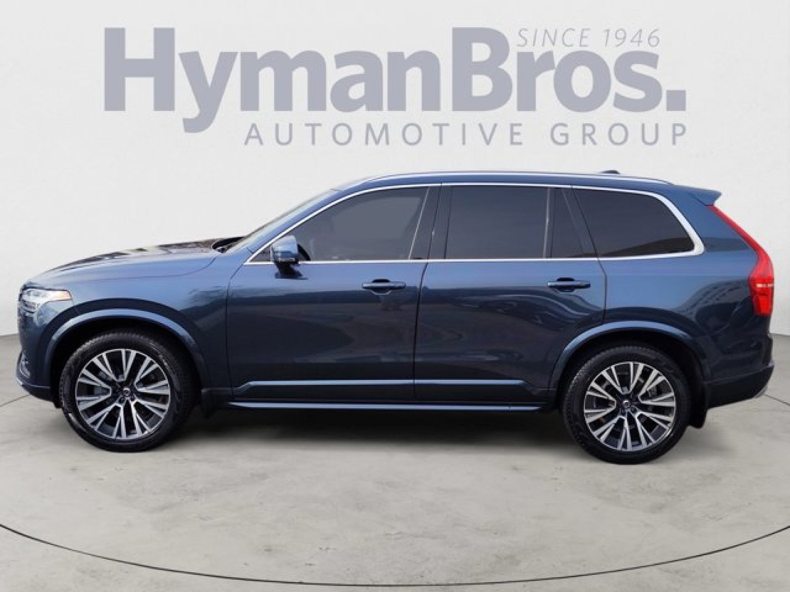 2021 Volvo XC90 T6 Momentum AWD | Bucket seats, Advanced