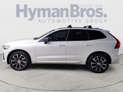 2023 Volvo XC60 Plus Dark Theme