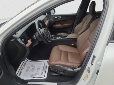 2023 Volvo XC60 AWD Plus Dark Theme