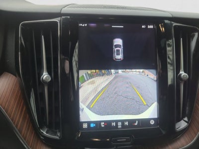 2023 Volvo XC60 AWD Plus Dark Theme