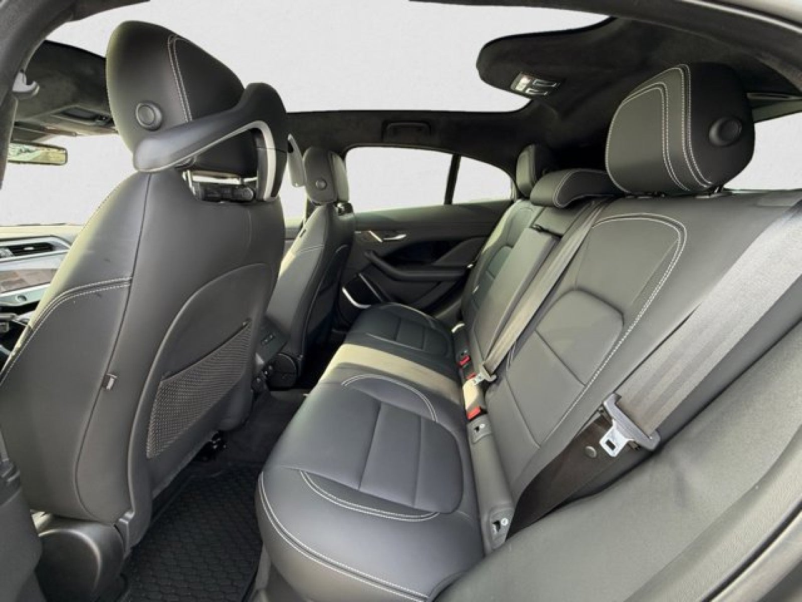 2024 Jaguar I-PACE R-Dynamic HSE