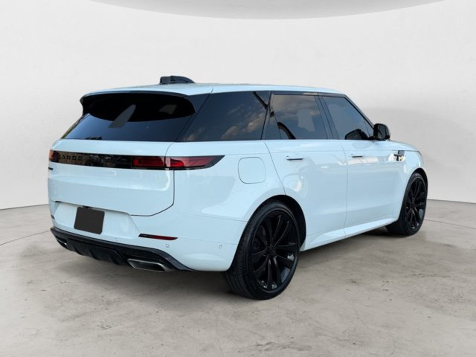 2026 Land Rover Range Rover Sport Dynamic SE