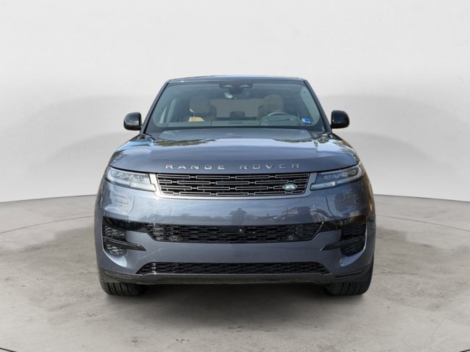 2026 Land Rover Range Rover Sport SE