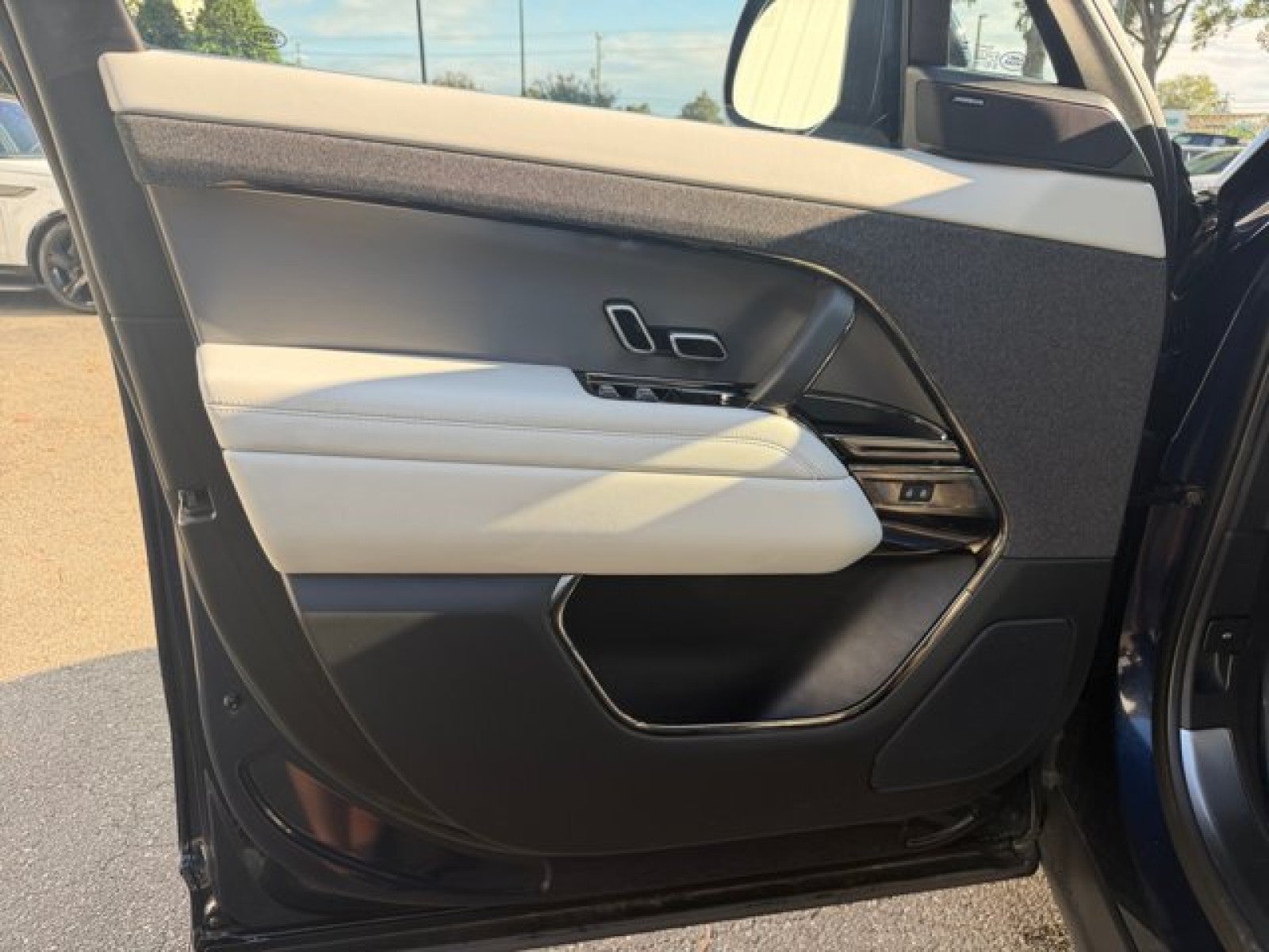 2023 Land Rover Range Rover Sport SE