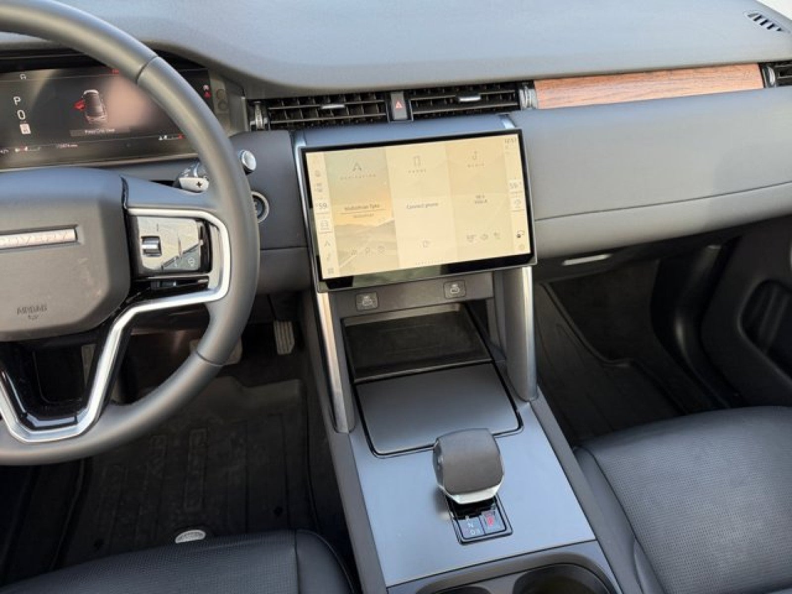 2024 Land Rover Discovery Sport Core S