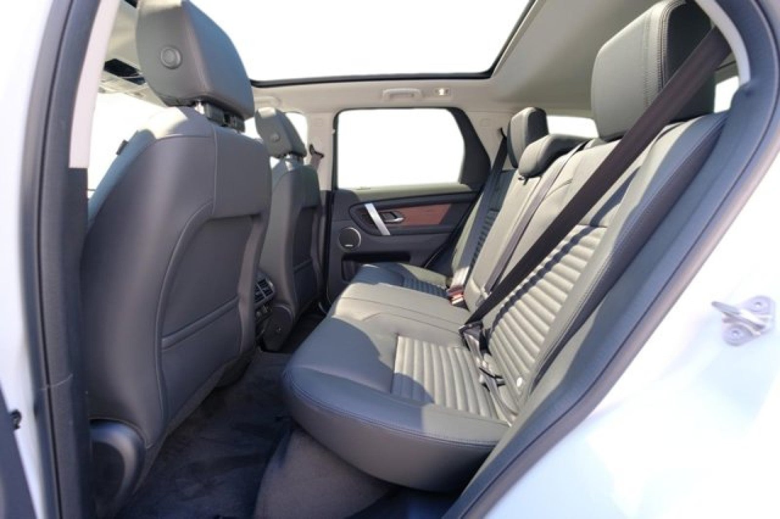 2024 Land Rover Discovery Sport Core S