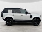 2026 Land Rover Defender X-Dynamic SE