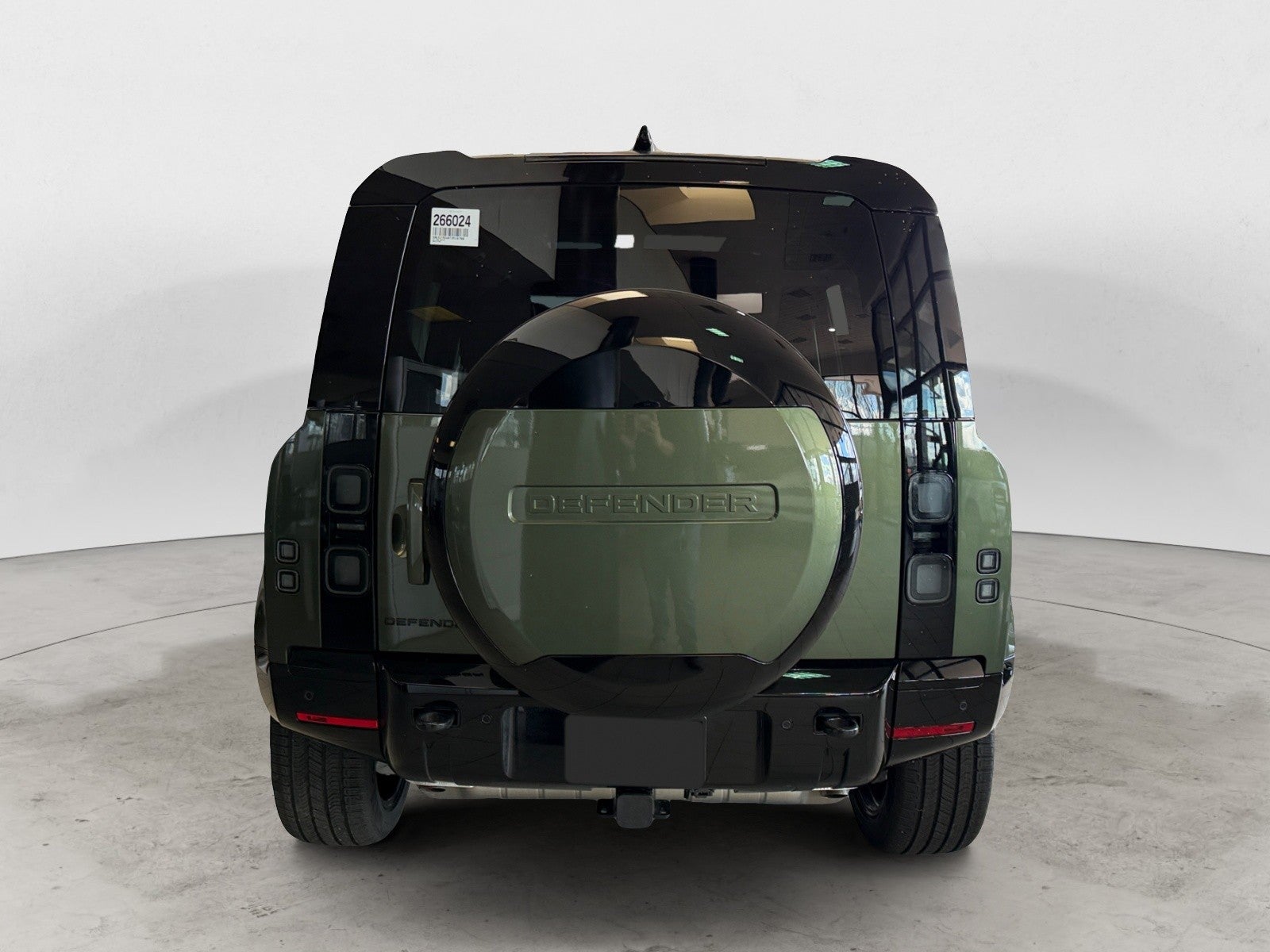 2026 Land Rover Defender X-Dynamic SE