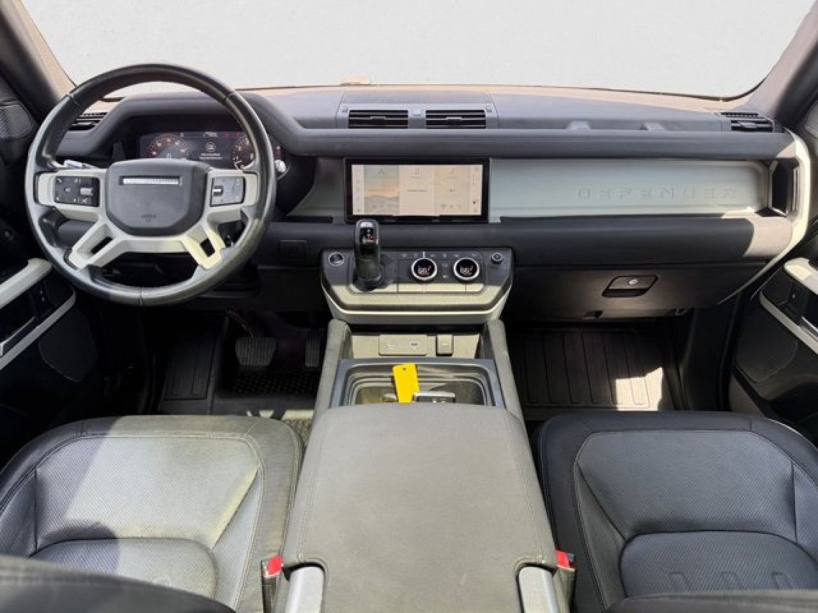 2022 Land Rover Defender X-Dynamic SE