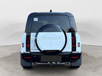 2025 Land Rover Defender X-Dynamic SE