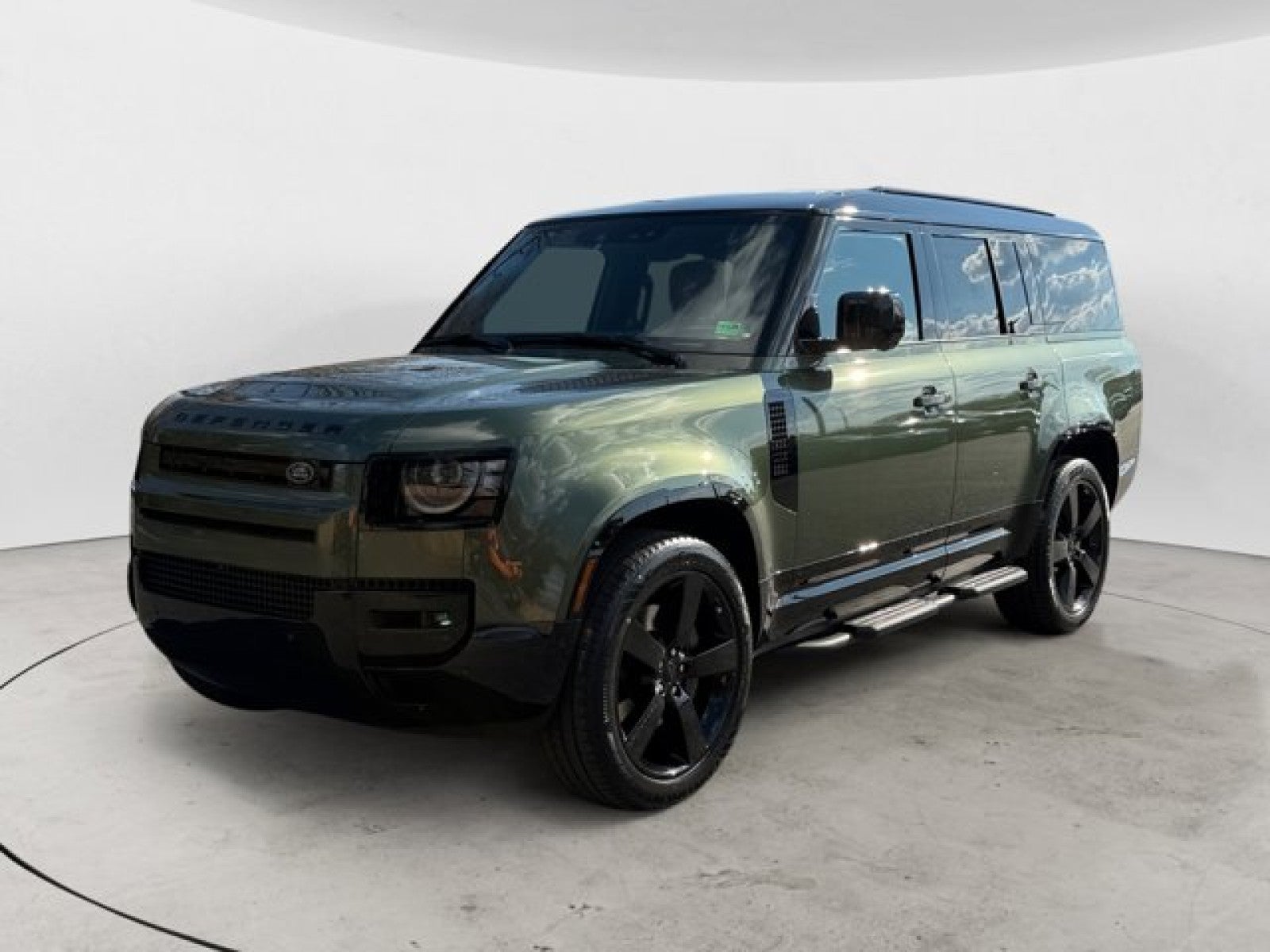 2026 Land Rover Defender X-Dynamic SE