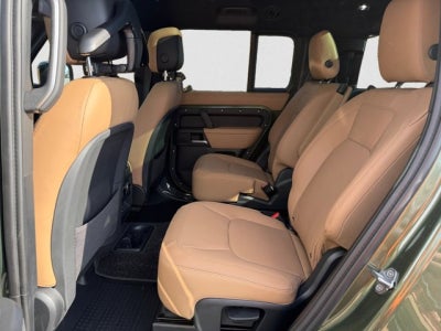 2026 Land Rover Defender X-Dynamic SE