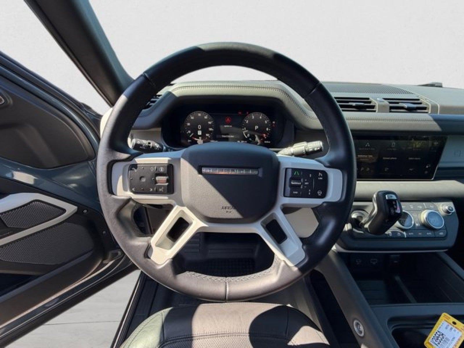 2024 Land Rover Defender S