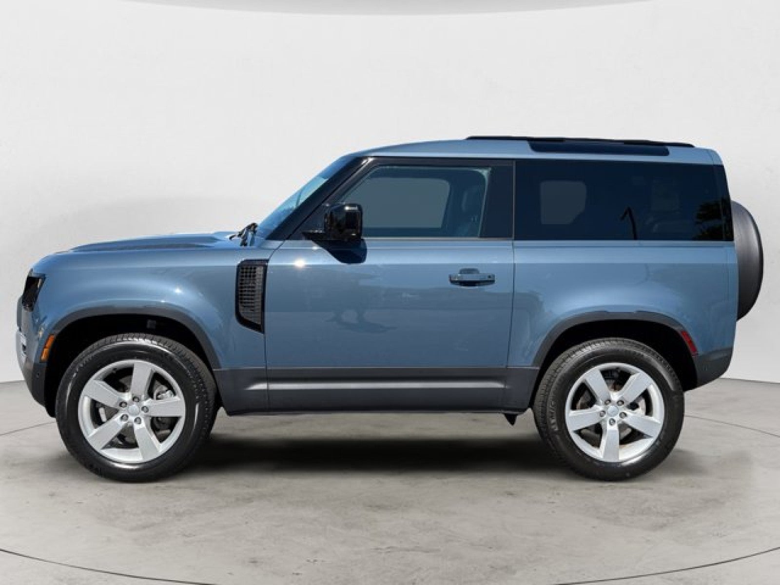 2024 Land Rover Defender S