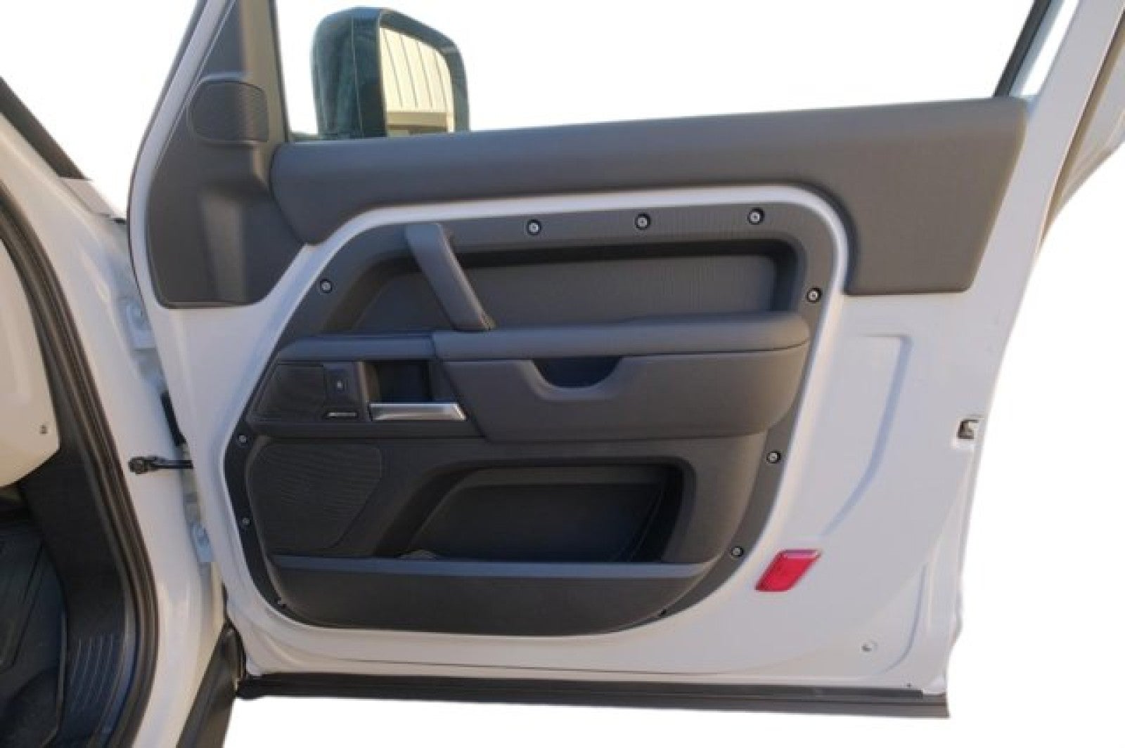 2025 Land Rover Defender S