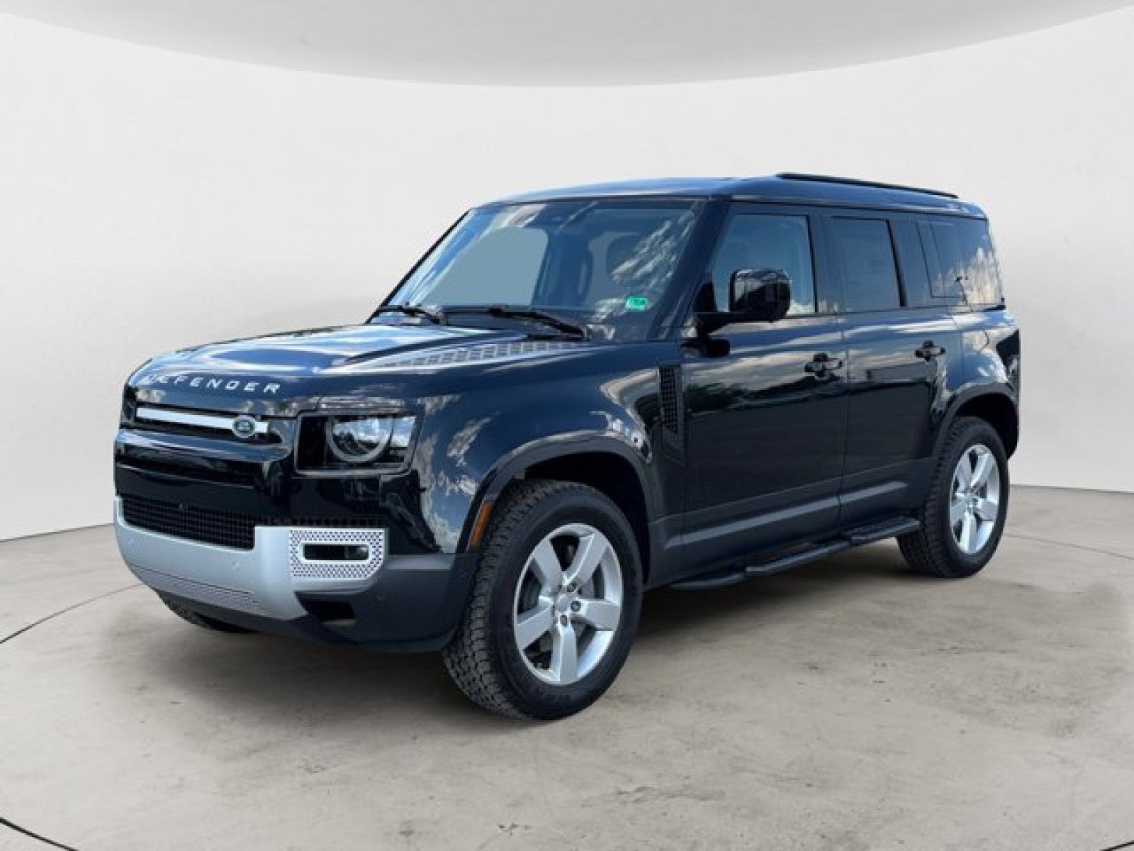 2025 Land Rover Defender S