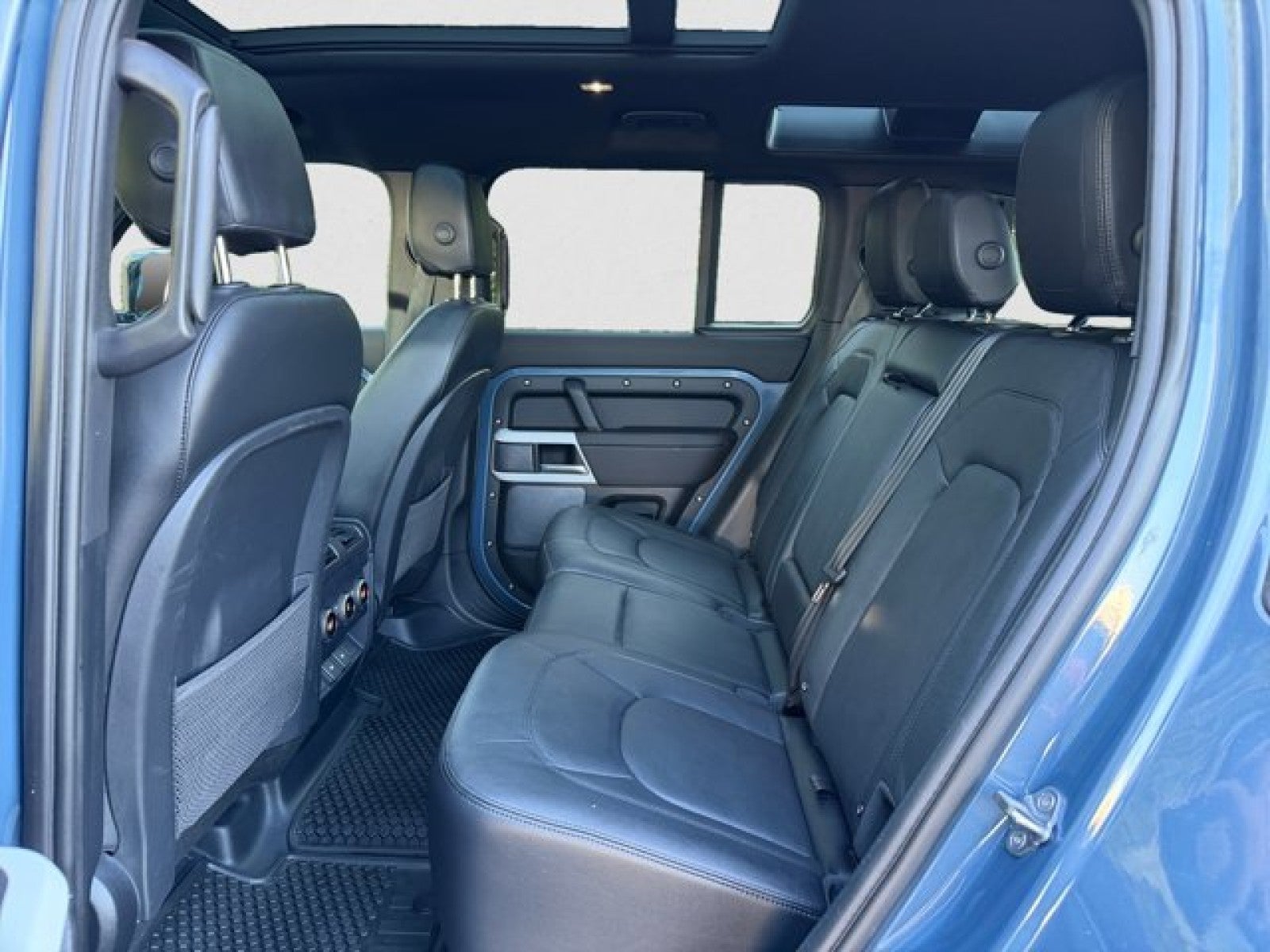 2024 Land Rover Defender S