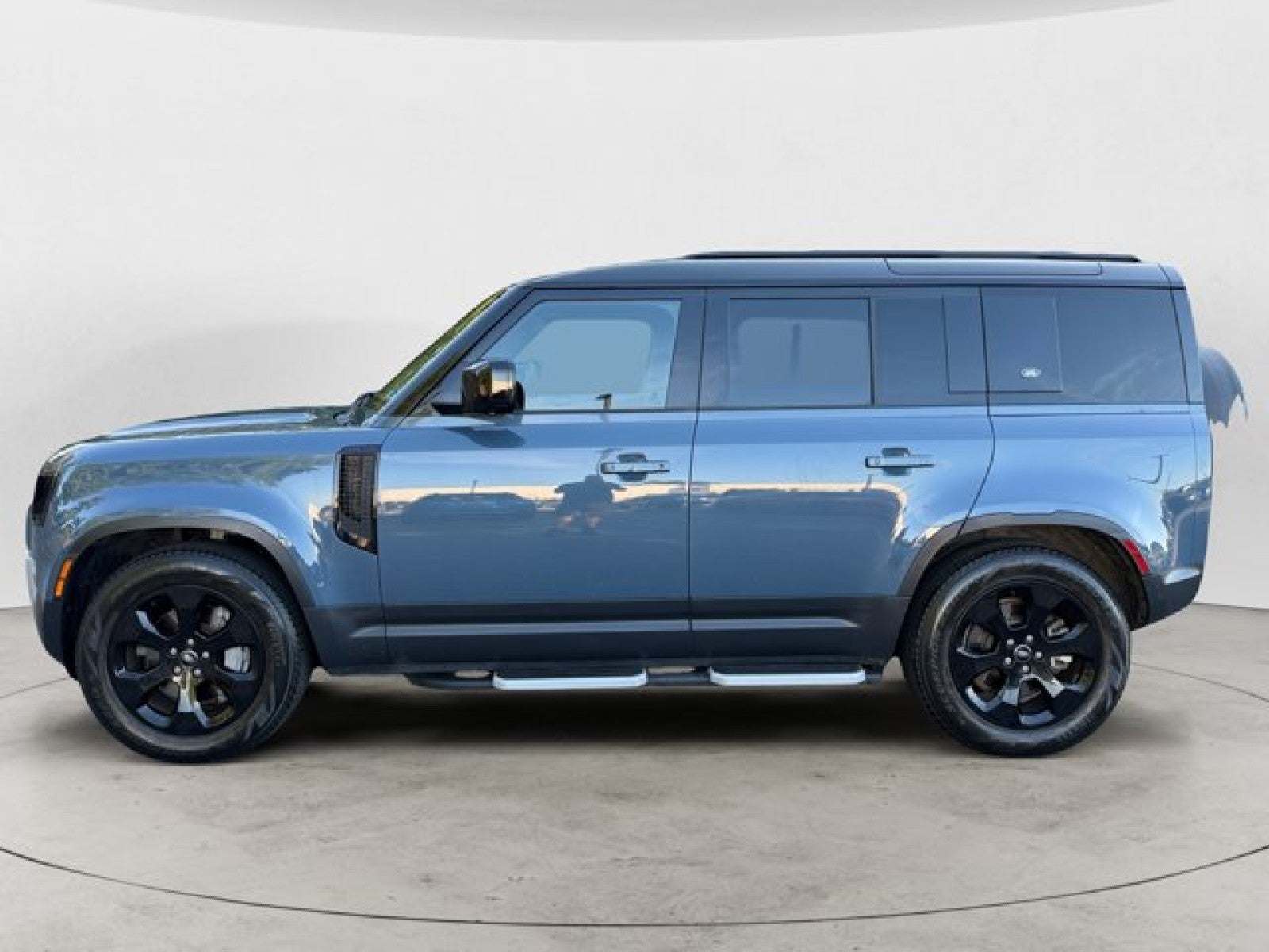 2024 Land Rover Defender S