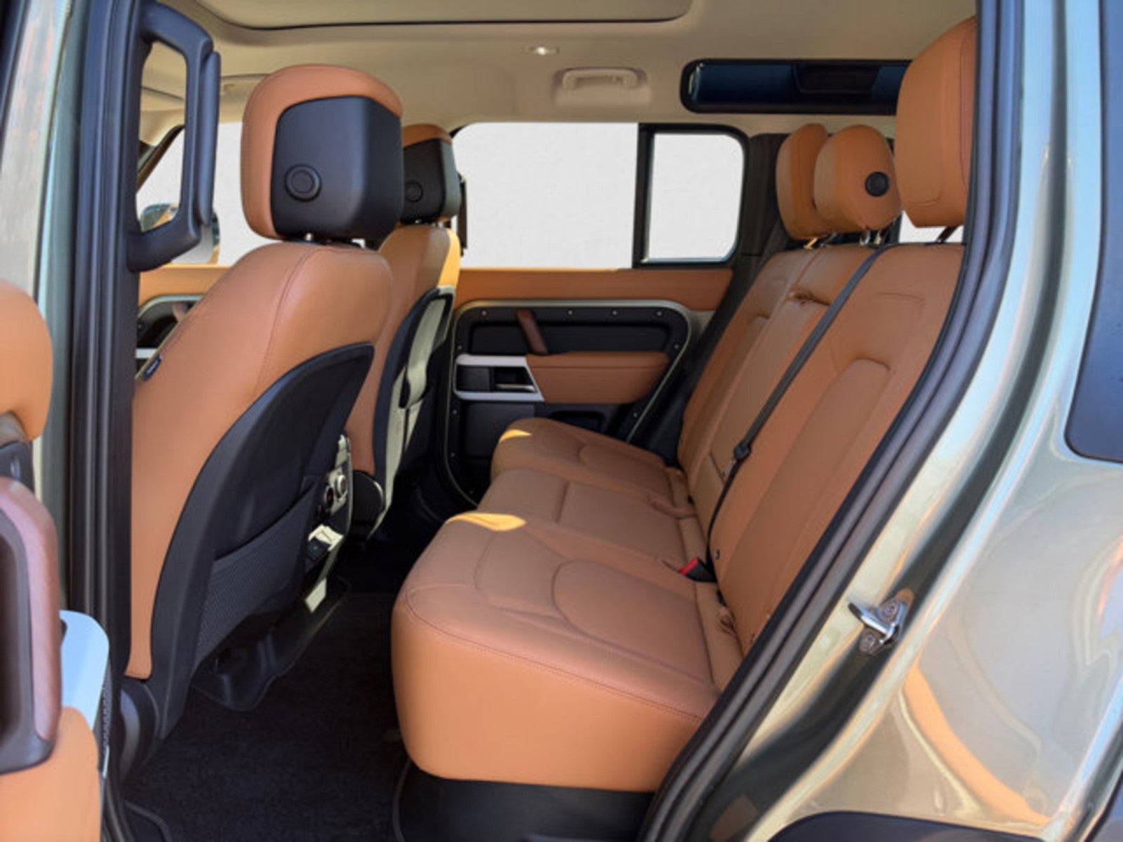 2024 Land Rover Defender S