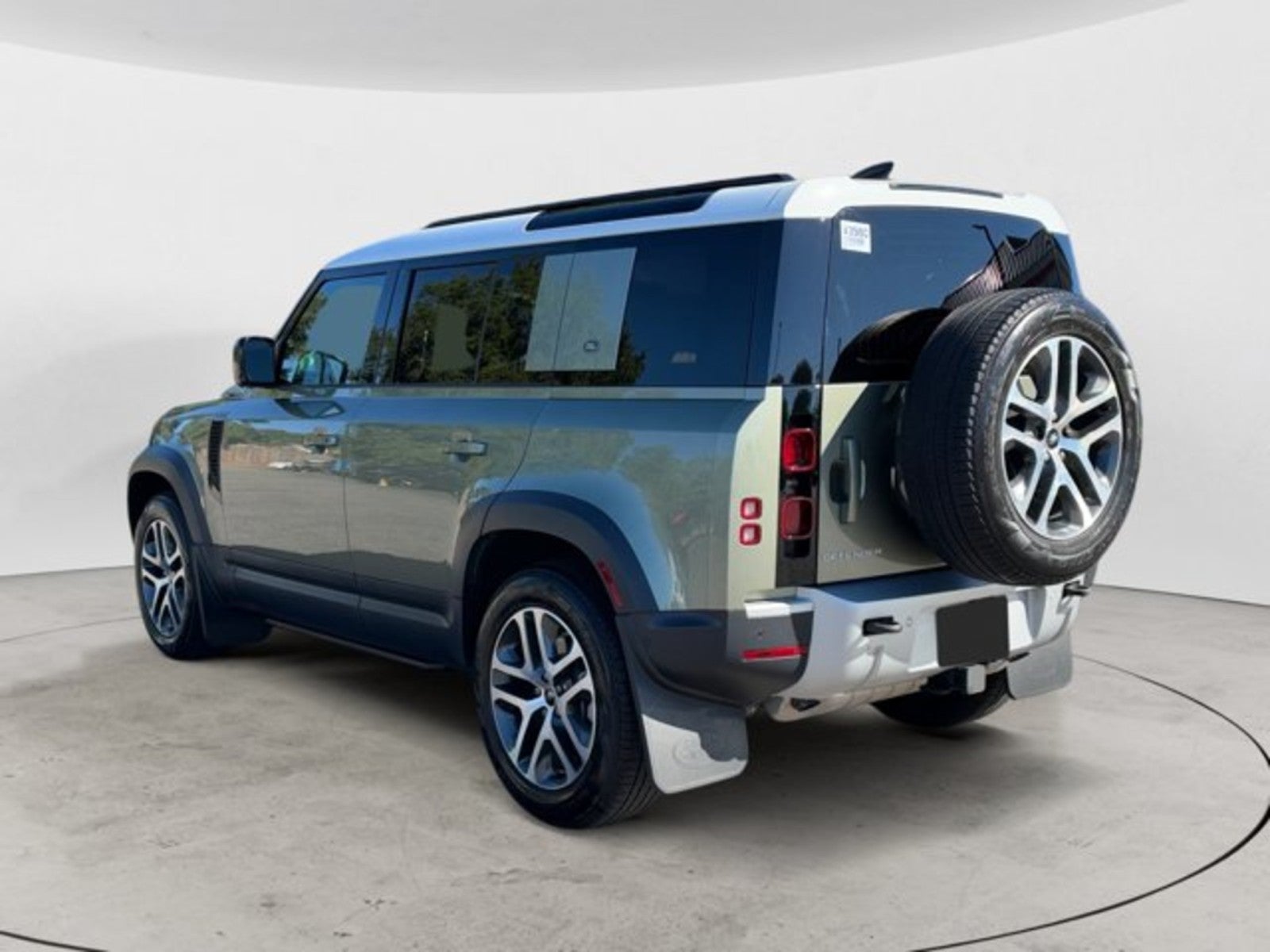 2024 Land Rover Defender S