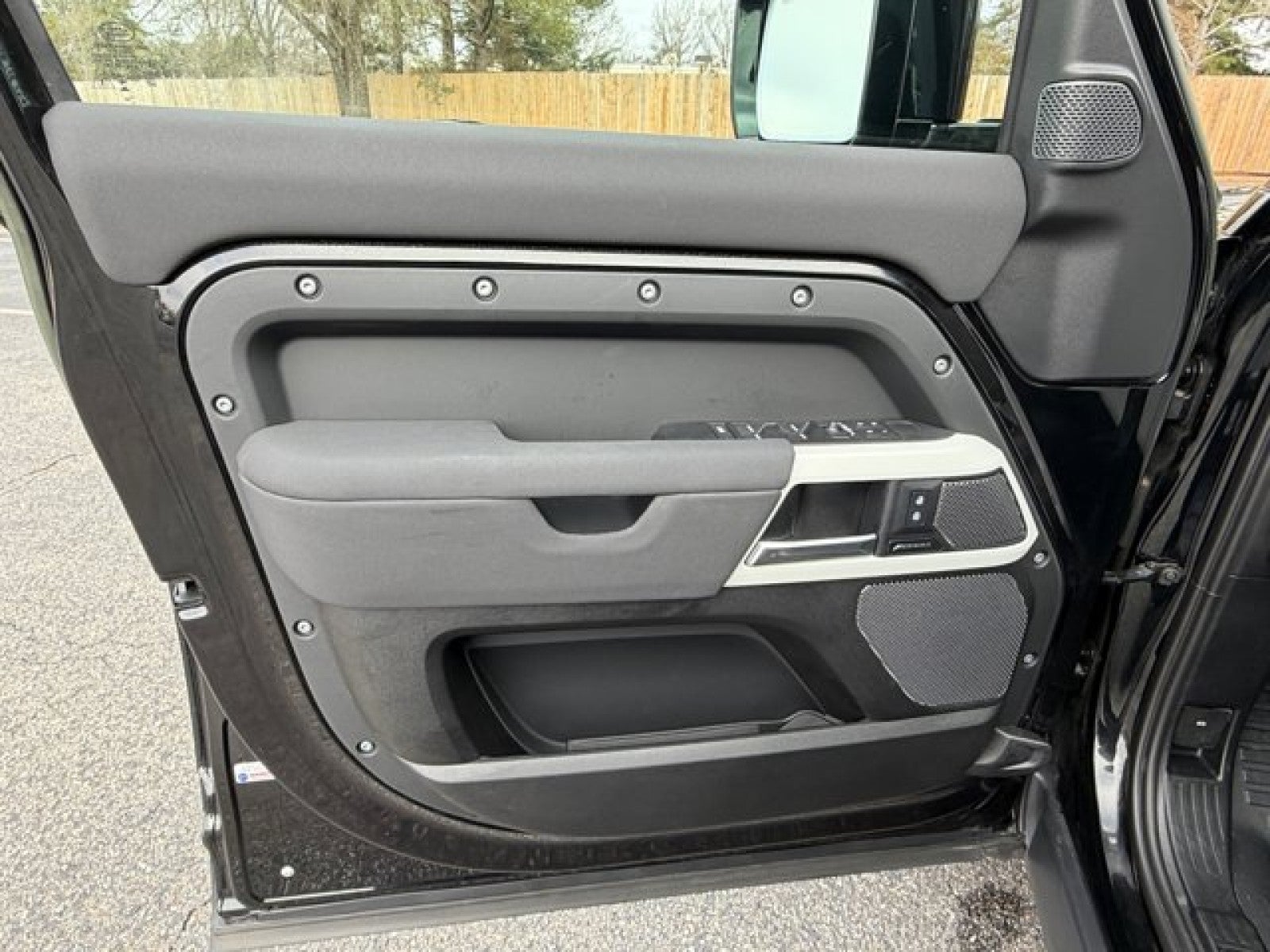 2023 Land Rover Defender S