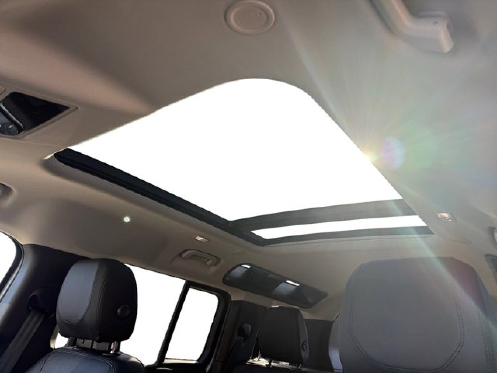 2023 Land Rover Defender S