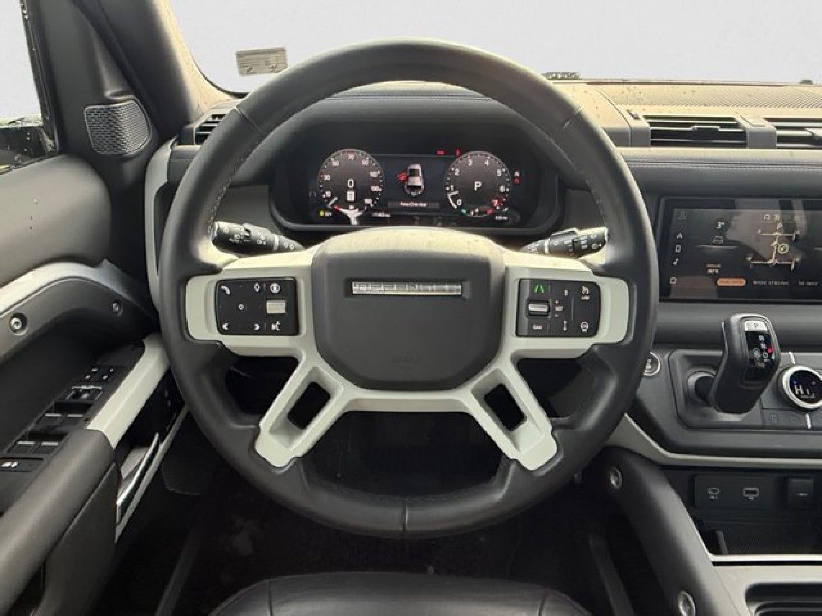 2024 Land Rover Defender S