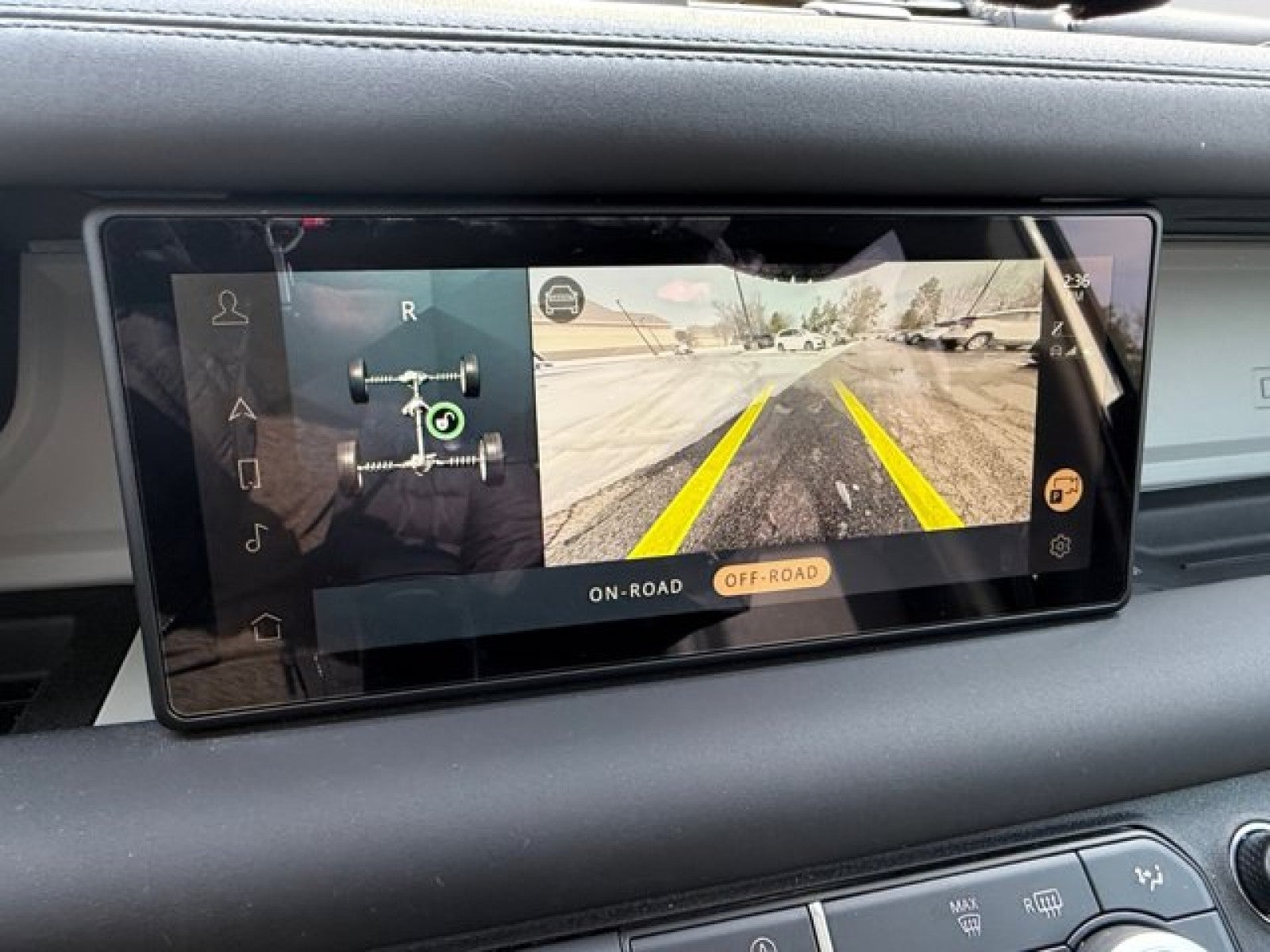 2024 Land Rover Defender S