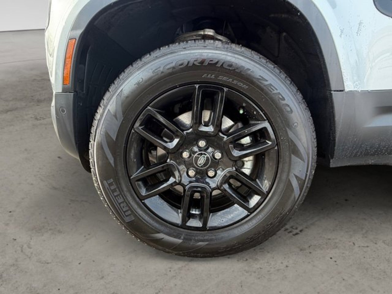 2024 Land Rover Defender S