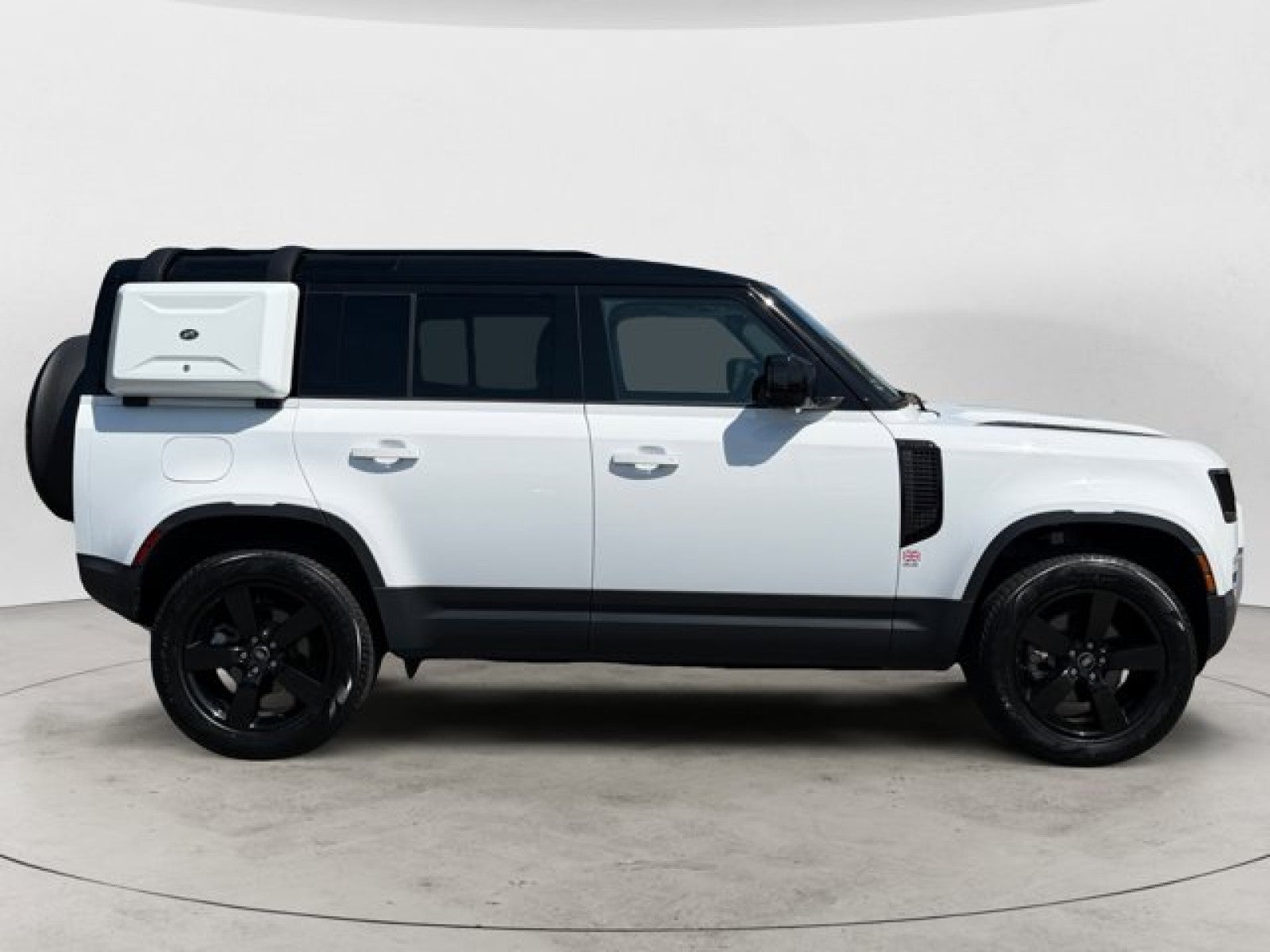 2024 Land Rover Defender 110 S