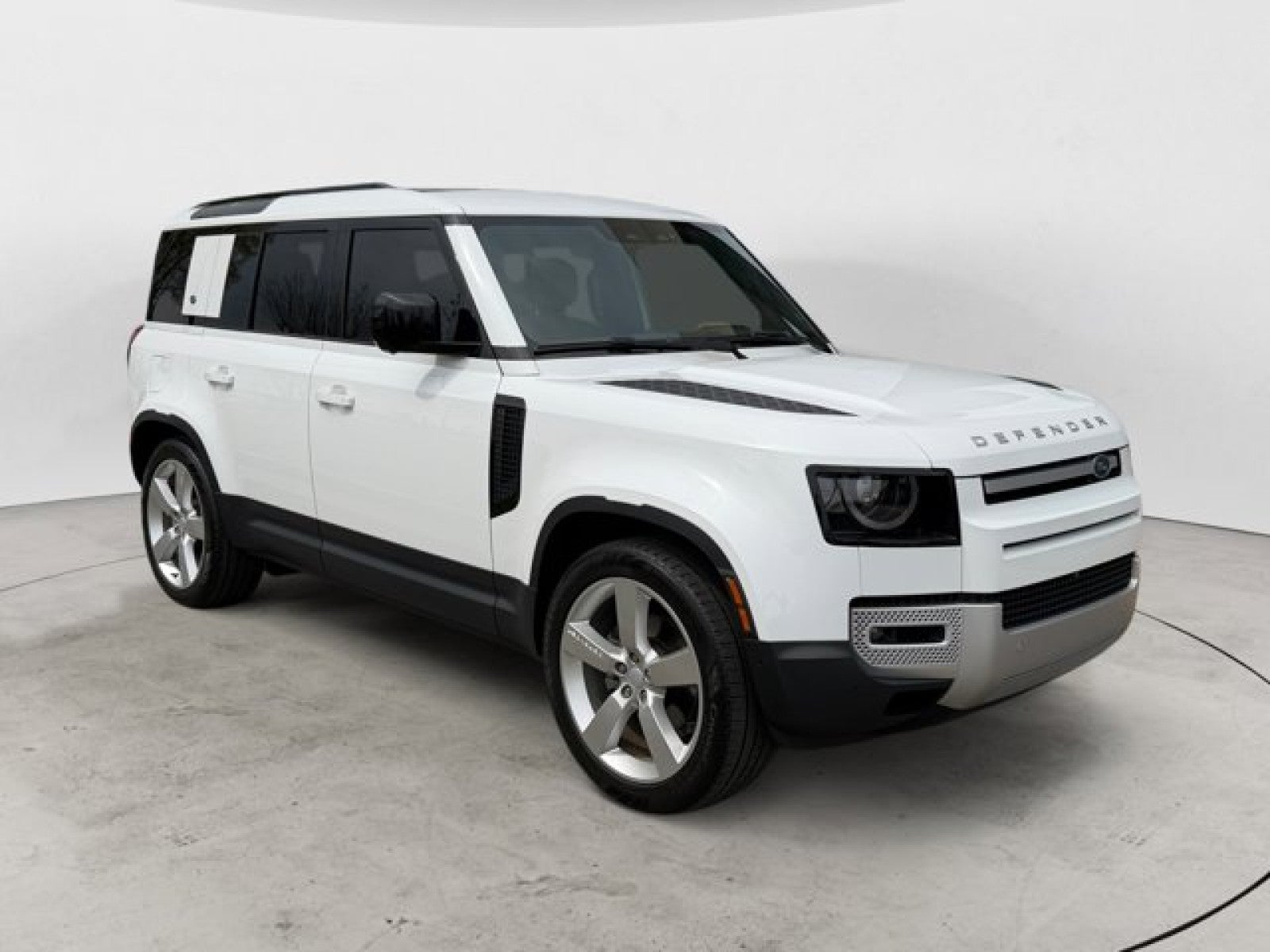 2024 Land Rover Defender S