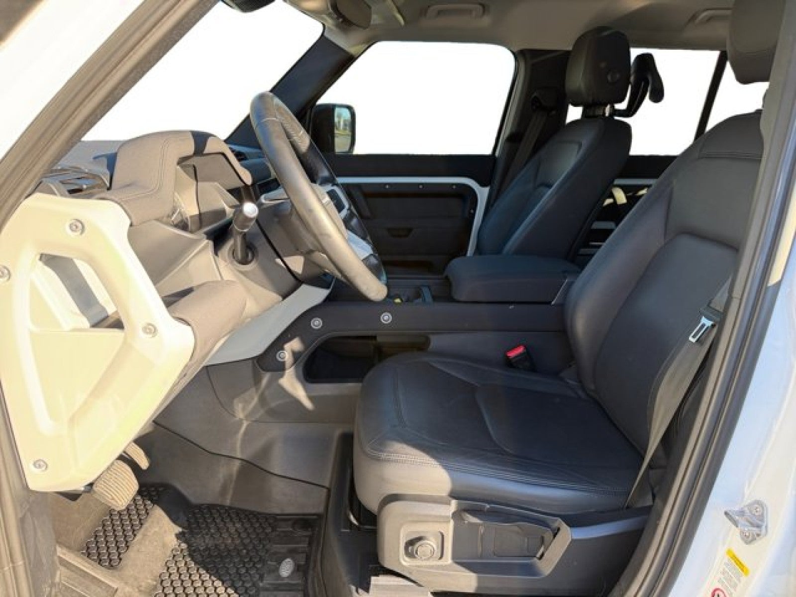 2023 Land Rover Defender S