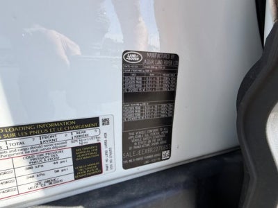 2024 Land Rover Defender - Third row S