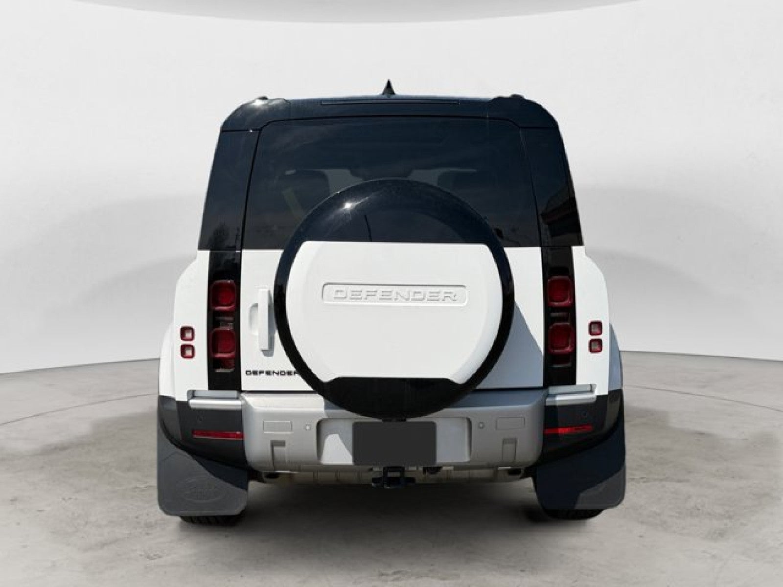 2024 Land Rover Defender - Third row S