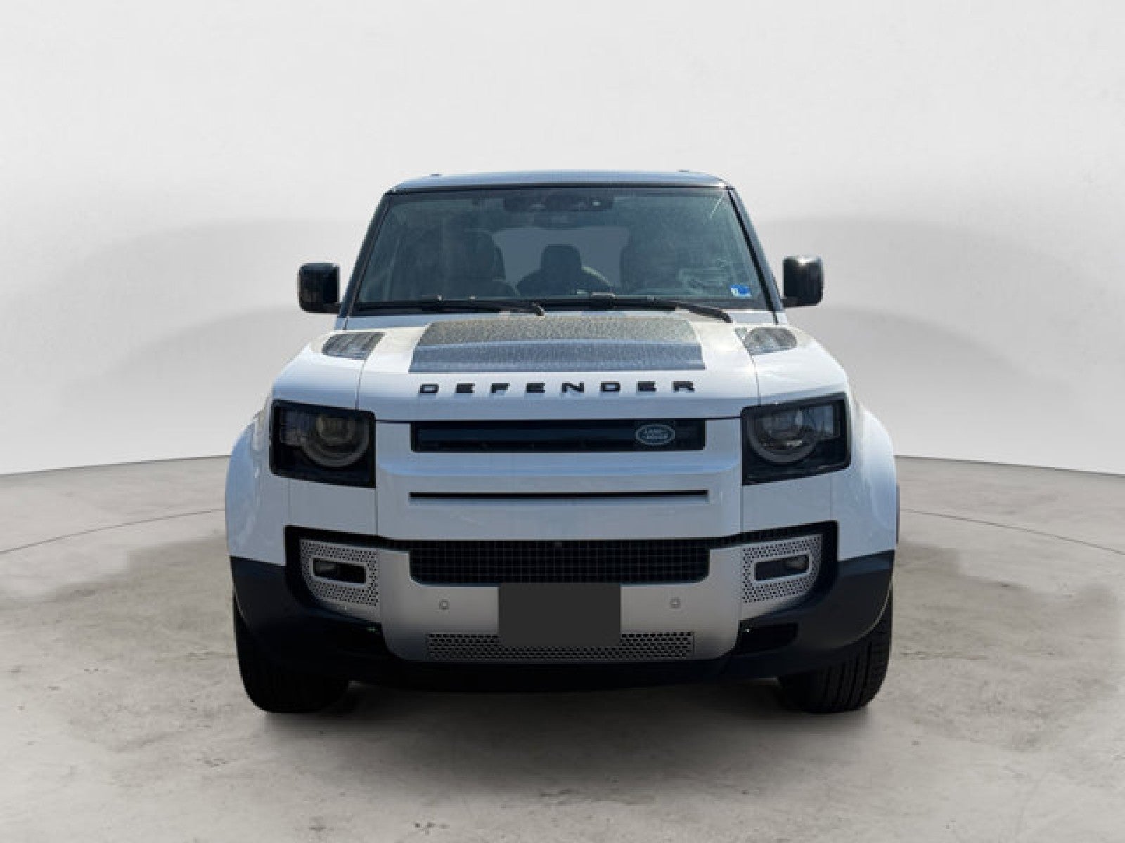 2024 Land Rover Defender - Third row S