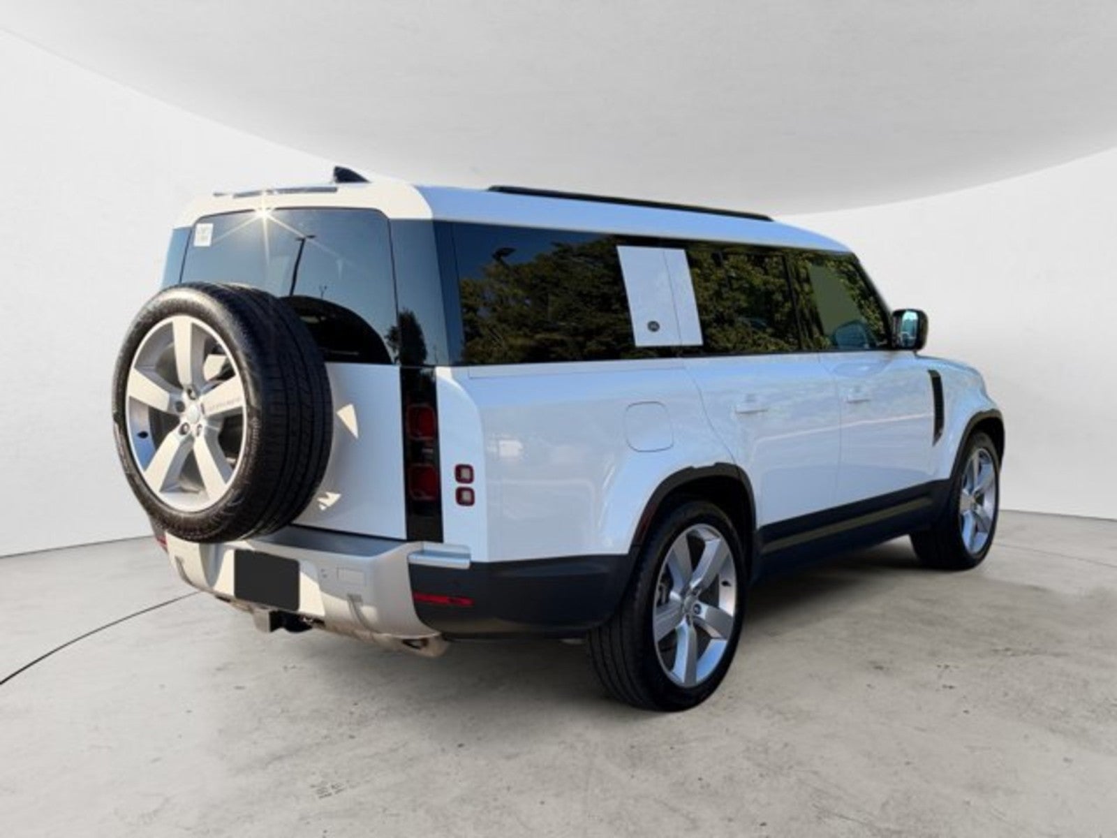 2024 Land Rover Defender S