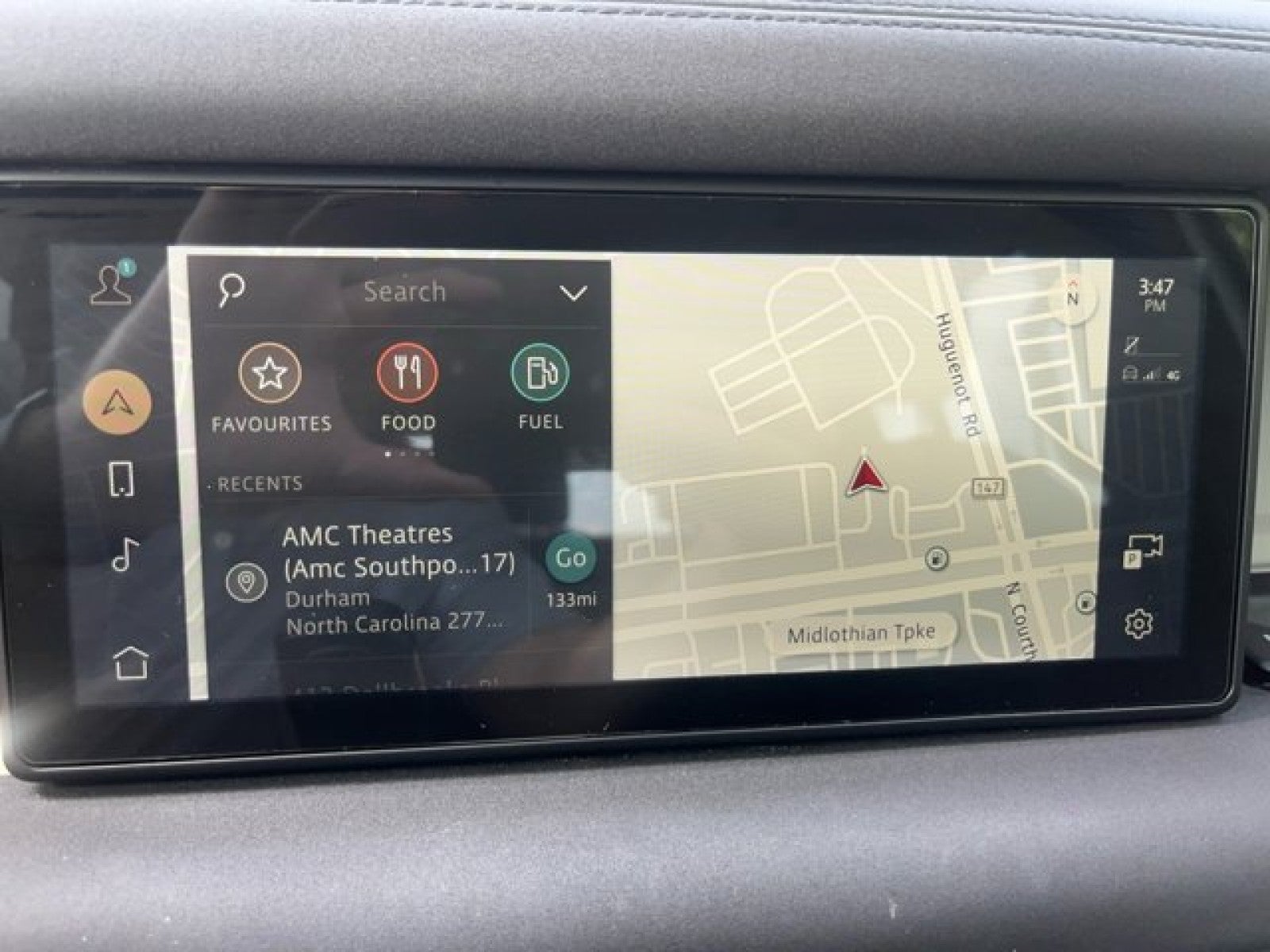 2020 Land Rover Defender SE