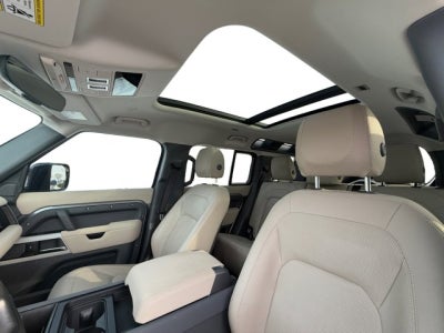 2023 Land Rover Defender SE 11O SE AWD