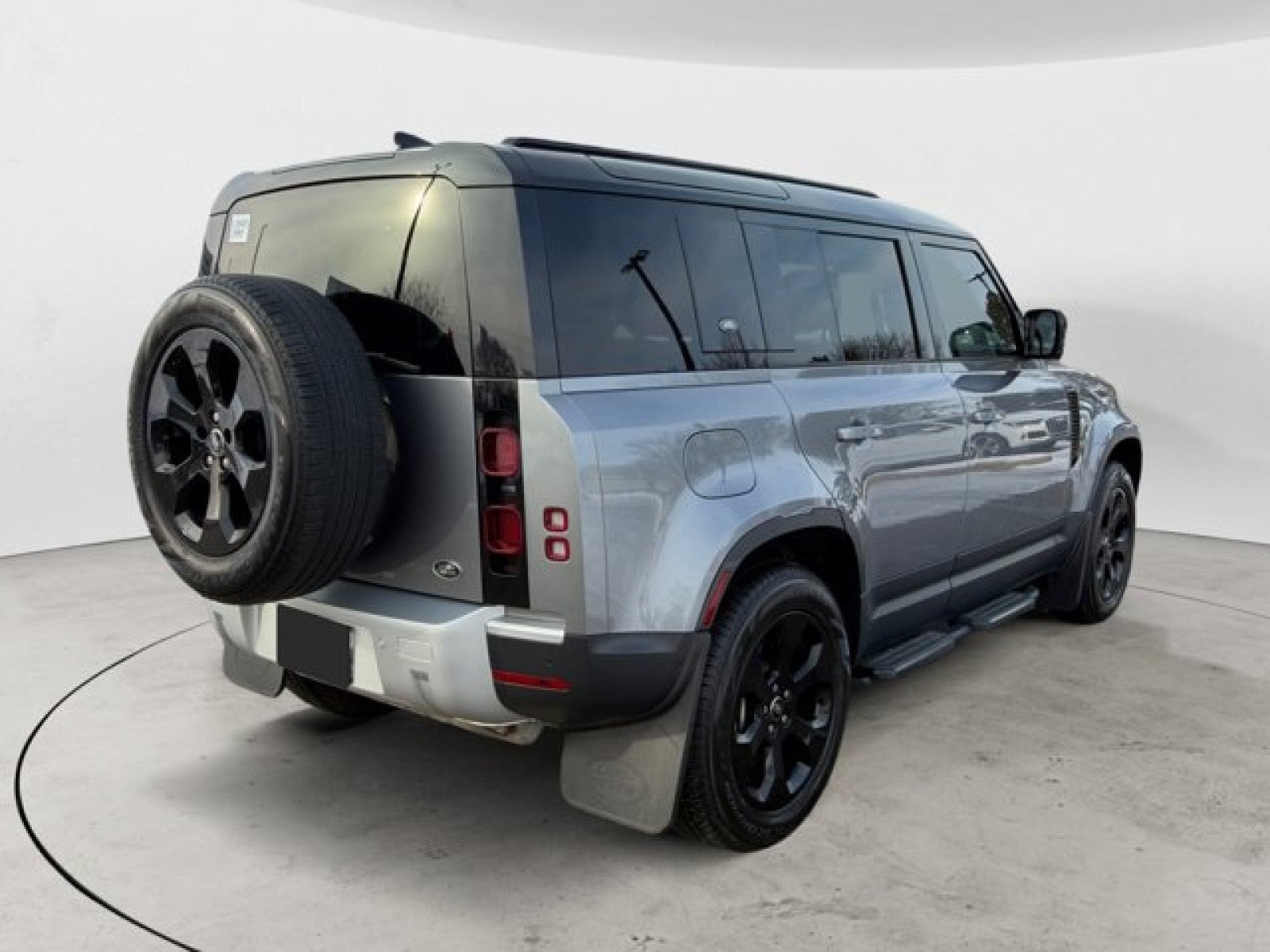 2023 Land Rover Defender SE 11O SE AWD