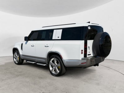 2023 Land Rover Defender First Edition 130